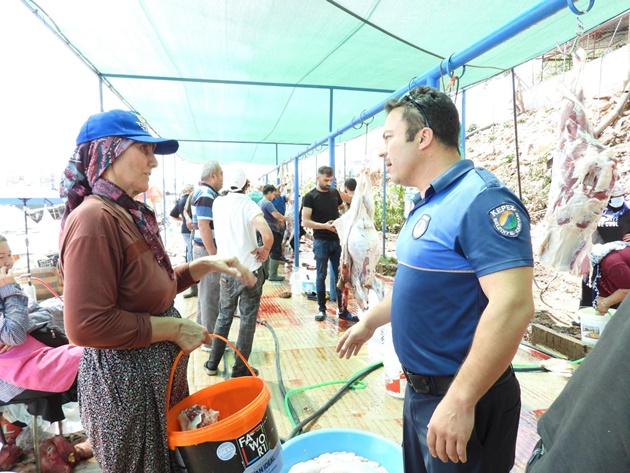 Kepez Belediyesi Kurban Bayramı’nın ikinci gününde de görev başında 