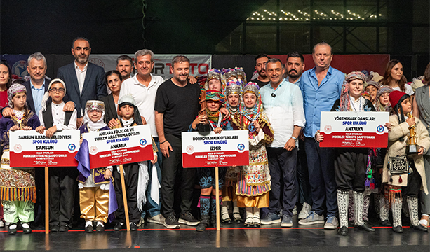 MİNİKLER TÜRKİYE HALK OYUNLARI ŞAMPİYONASI MANAVGAT’TA COŞKUYLA SONA ERDİ